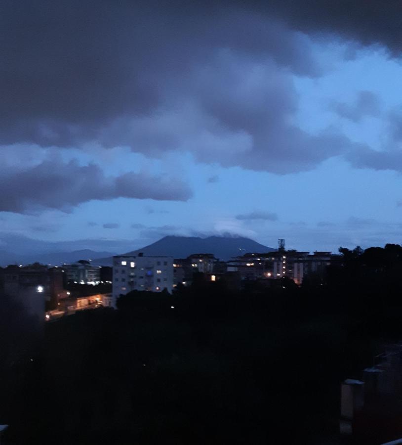 Il Rifugio Degli Artisti Apartment Napoli Exterior foto
