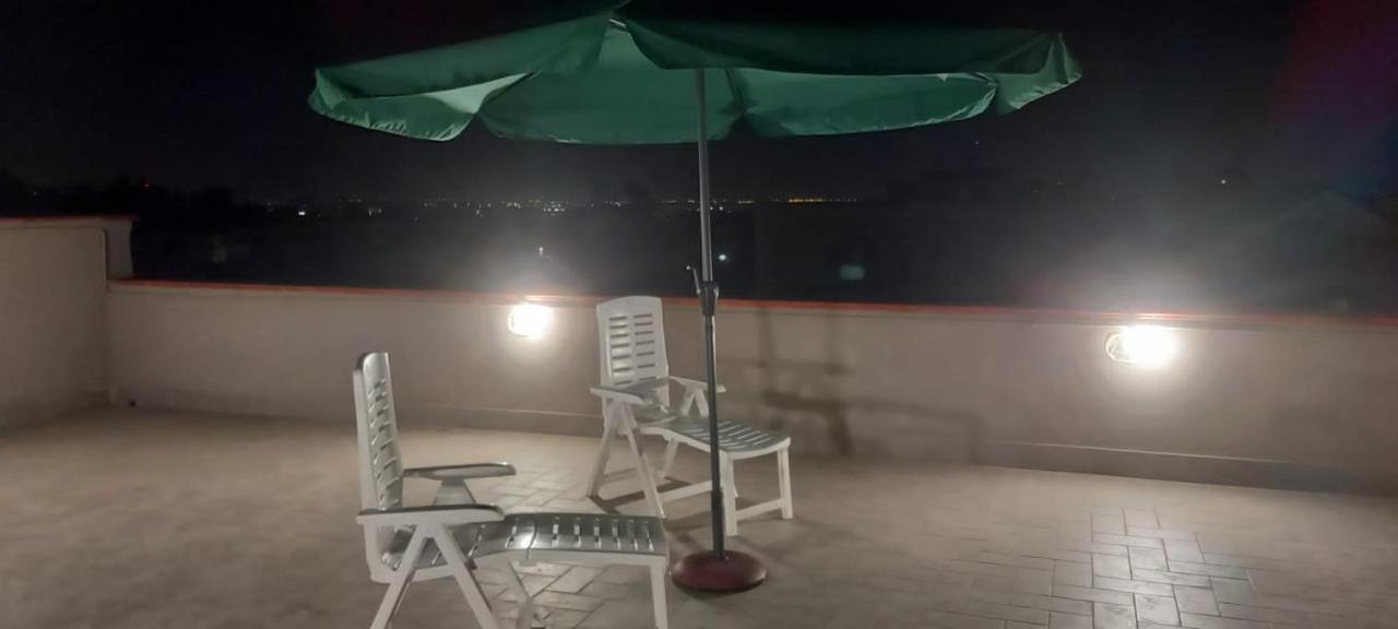 Il Rifugio Degli Artisti Apartment Napoli Exterior foto